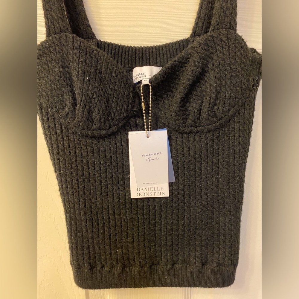 Danielle Bernstein sweater tank top XS NWT